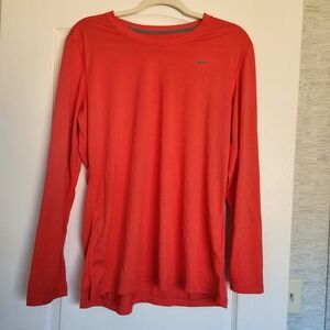 Nike Dri-FIT Red Long Sleeve Dri Fit Shirt Size L Euc